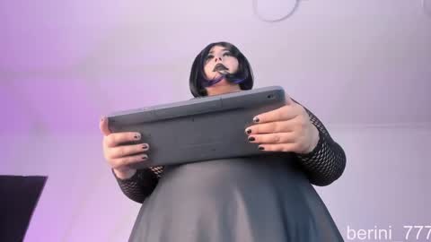 Amber  online show from 04.18.26