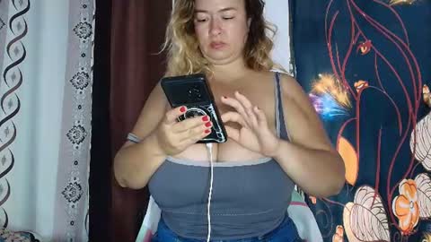 Snapshot of amberlissi chatting on 06.20.26 LISSY online show from 06.20.26