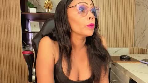   online show from 03.25.26