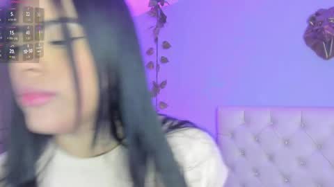 Snapshot of amberr_rousse chatting on 09.17.25 MISS AMBERR online show from 09.17.25