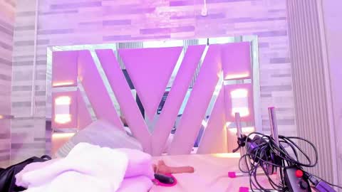 Snapshot of amberr_sweett chatting on 05.22.26 Amber online show from 05.22.26