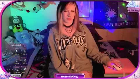 Snapshot of ambrosiakitty chatting on 05.08.26 Ambrosia online show from 05.08.26