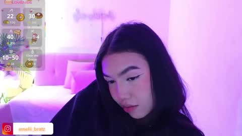 Snapshot of ameelia_tay chatting on 11.05.25 AMELIA online show from 11.05.25