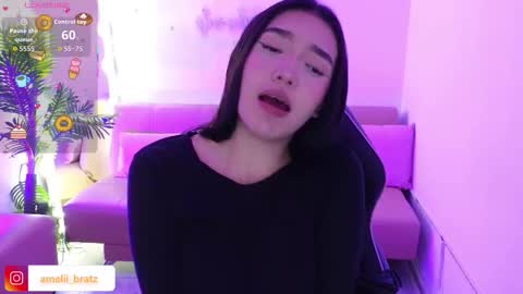 Snapshot of ameelia_tay chatting on 11.19.25 AMELIA online show from 11.19.25