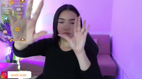 Snapshot of ameelia_tay chatting on 11.21.25 AMELIA online show from 11.21.25