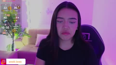 Snapshot of ameelia_tay chatting on 11.28.25 AMELIA online show from 11.28.25