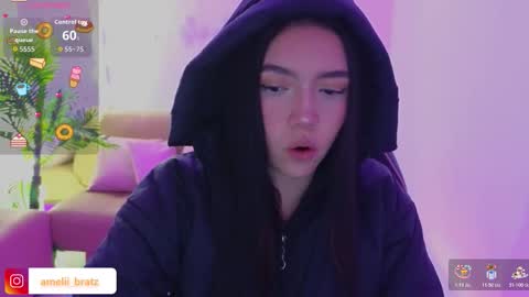 Snapshot of ameelia_tay chatting on 11.29.25 AMELIA online show from 11.29.25