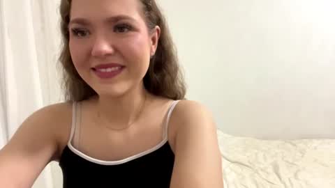 Mia online show from 06.17.26