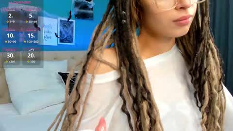 Snapshot of ameli_shell chatting on 10.28.25 Ameli online show from 10.28.25