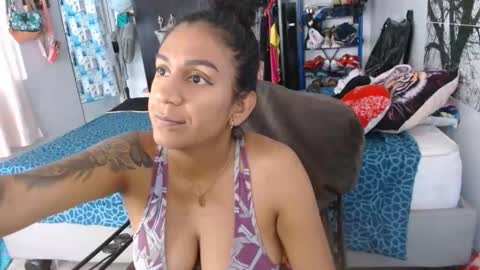 amelia  online show from 03.04.25