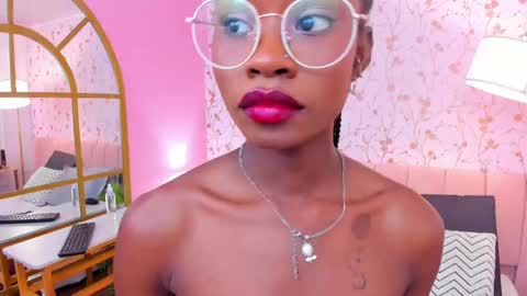 Amelia Adams online show from 02.20.25