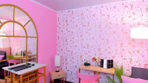 Amelia Adams online show from 03.06.25