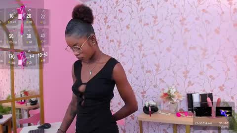 Amelia Adams online show from 03.06.25