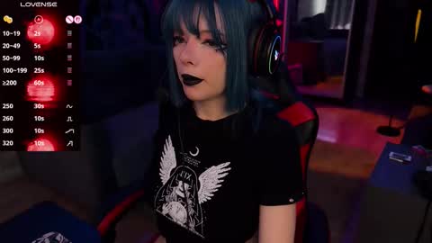 Amelia Aley  online show from 09.16.25