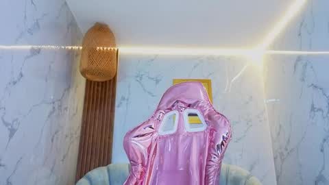 Snapshot of amelia_cooper_s chatting on 03.25.26 amelia_cooper_s online show from 03.25.26