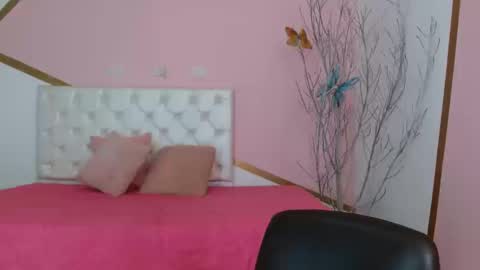 amelia online show from 02.21.25