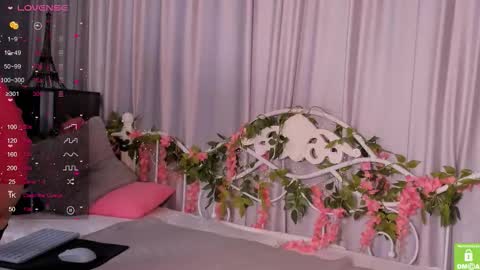 Anna online show from 09.24.25