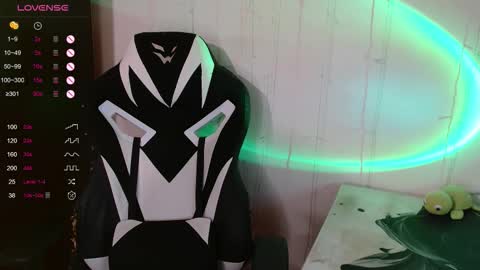 Snapshot of amelia_sweeti chatting on 09.24.25 amelia_sweeti online show from 09.24.25