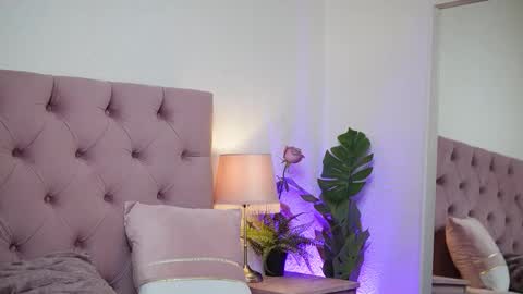  Amelia  online show from 12.02.25