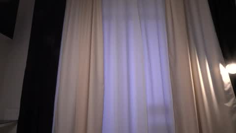 Amelia   online show from 12.21.25