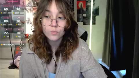 Snapshot of ameliameadd chatting on 11.11.25 Amelia online show from 11.11.25