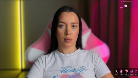 Snapshot of ameliasonk chatting on 10.14.25 Amelia Sonk online show from 10.14.25