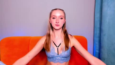 Snapshot of ameliawise chatting on 01.09.25 ameliawise online show from 01.09.25