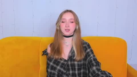 Snapshot of ameliawise chatting on 03.08.25 ameliawise online show from 03.08.25