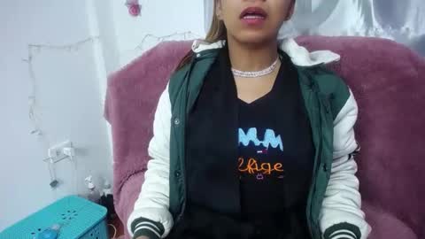 amelie brown online show from 12.31.24