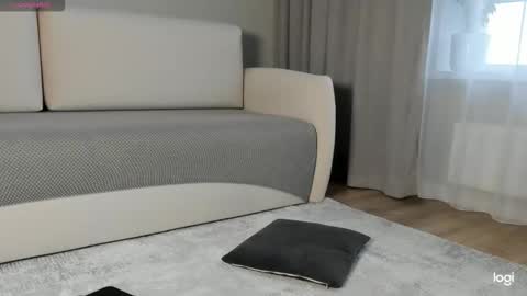 Snapshot of amelinalove chatting on 09.28.25 Amelina Love online show from 09.28.25