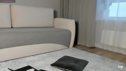 Snapshot of amelinalove chatting on 11.14.25 Amelina Love online show from 11.14.25