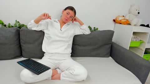 Eva online show from 03.14.26