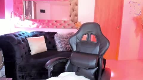          online show from 04.16.26