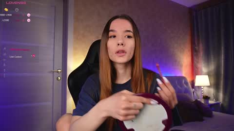 Snapshot of amelyxxx chatting on 12.07.24 Amy online show from 12.07.24