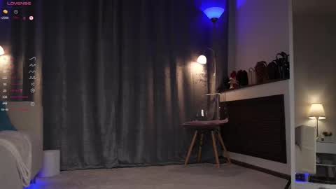 Snapshot of amelyxxx chatting on 09.15.25 Amy online show from 09.15.25