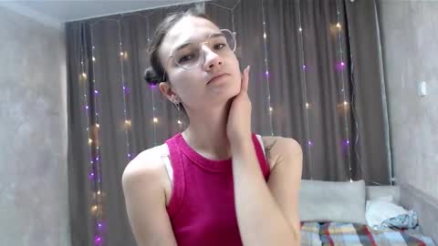 Julia  online show from 12.03.25