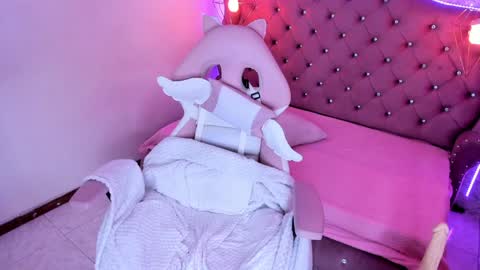      online show from 01.08.25