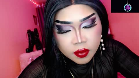 Queen Mireska online show from 10.28.25