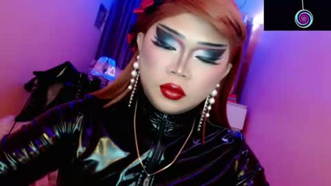 Queen Mireska online show from 06.20.26