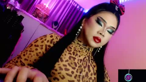 Queen Mireska online show from 06.30.26