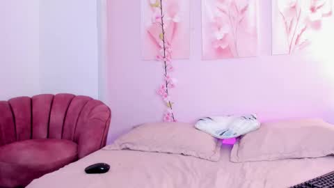 Snapshot of amiiclark chatting on 02.06.26 AmiiClark online show from 02.06.26