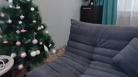 Snapshot of amilafran chatting on 01.02.25 Mila online show from 01.02.25