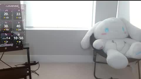 Snapshot of amilustxx chatting on 02.05.25 amilust online show from 02.05.25