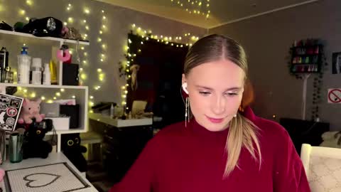 Snapshot of amily_sunray chatting on 03.21.26 Amily online show from 03.21.26