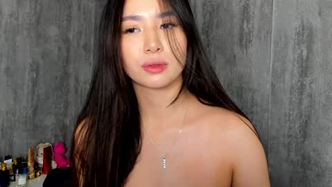 Amina online show from 12.06.24