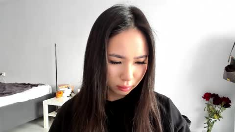 Amina online show from 02.25.26