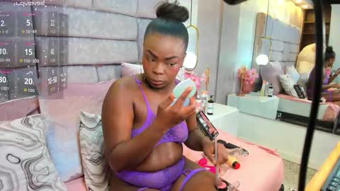 Amina online show from 11.21.25