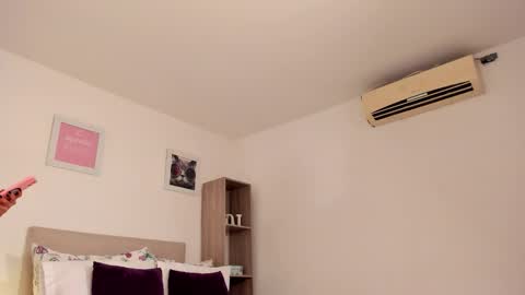 Amira Sanz online show from 11.07.25