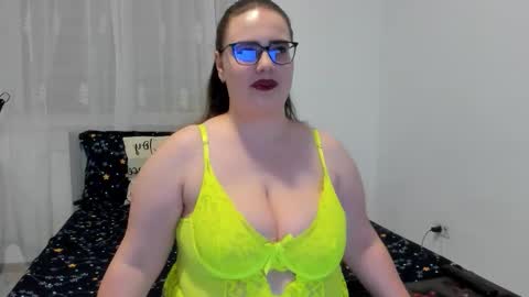 Amira Vyxen online show from 02.28.26