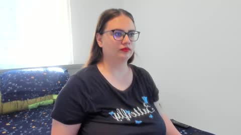 Amira Vyxen online show from 05.25.26